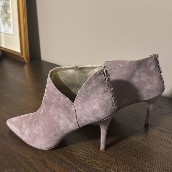 Enzo Angiolini Booties Excellent Condition 9/10 - Taupe/Grey - Picture 4 of 9